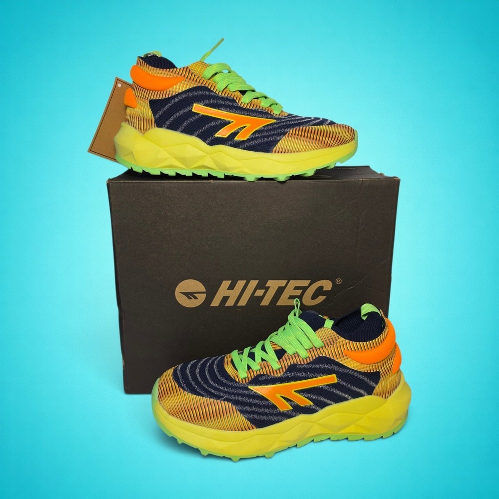 New Kids' Hi-Tec Desert Bay Mid Breathable Sneakers/Hiking Shoes, Size 5.5